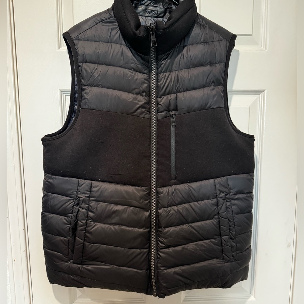 Tumi Reversible Puffer Vest Black/Blue Men Size Large
